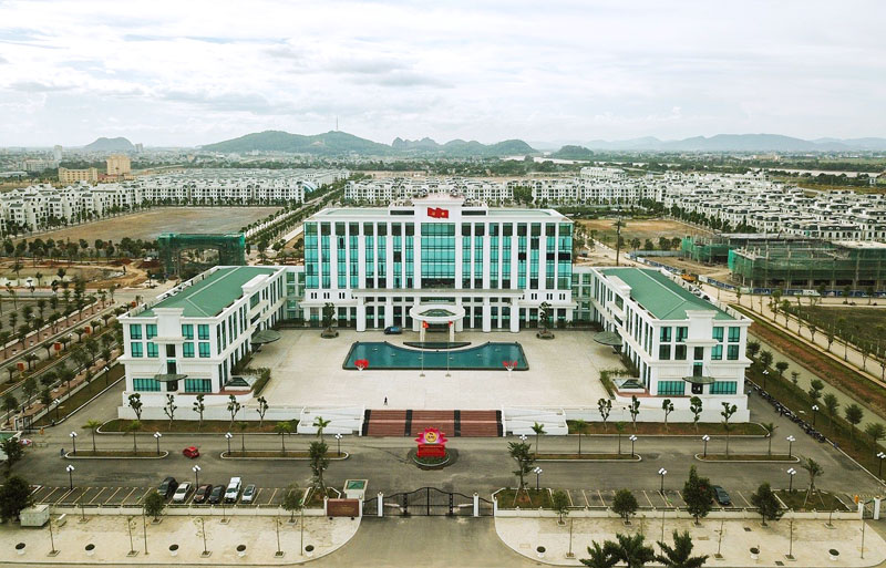 Trụ sở Trung tâm hành chính mới của tỉnh Thanh Hoá nằm kế cận khu đô thị Vinhomes Star City – biểu tượng phát triển mới của Thanh Hoá