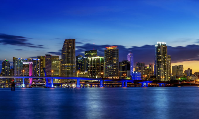 Miami thu hút hàng triệu lượt khách mỗi năm với phong cách sống sôi động.