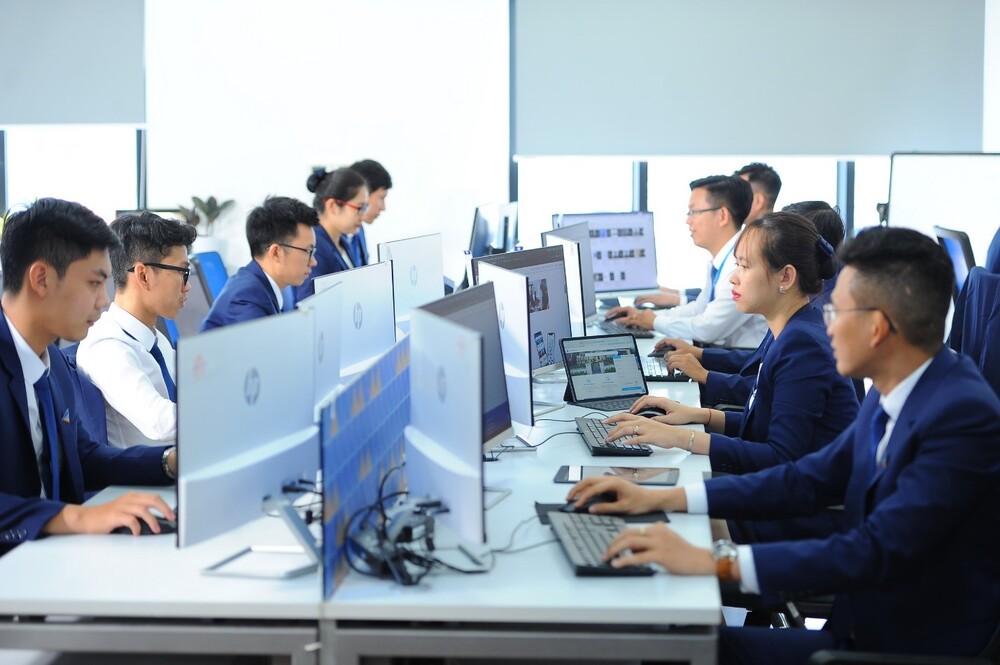 Đất Xanh tiếp tục vào top 100 nơi làm việc tốt nhất Việt Nam