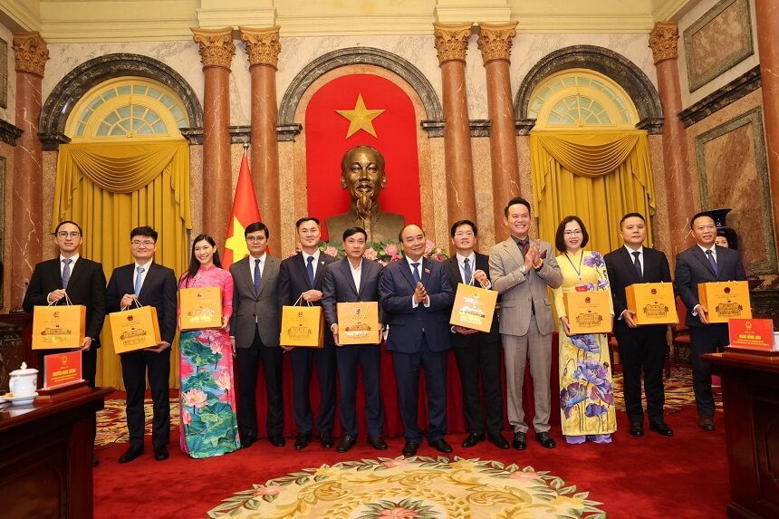 CEO Vũ Cương Quyết vinh dự diện kiến Chủ tịch nước trước thềm Lễ trao Giải thưởng Sao Đỏ 2022 3